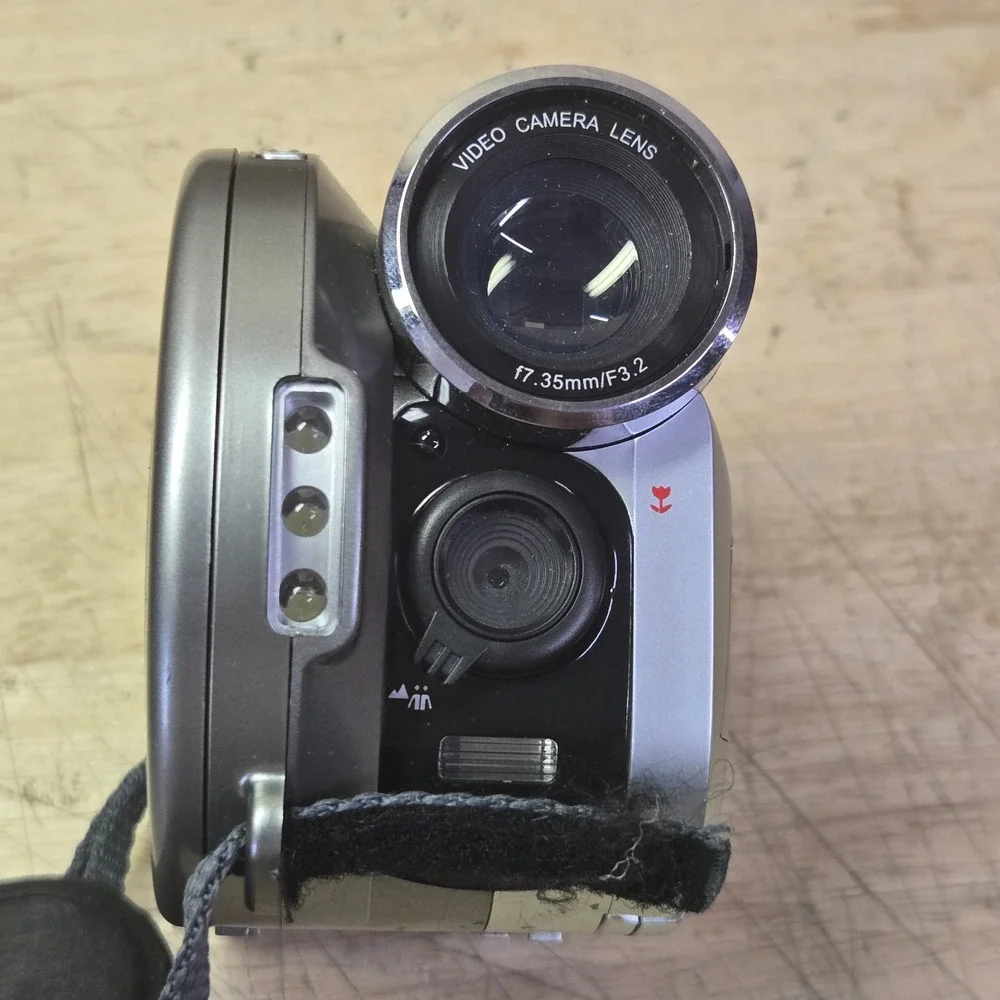 Sony Handycam DCR-HC90 Camcorder Clean untested no battery/charger read